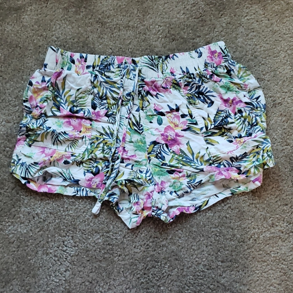 Hawaiian shorts